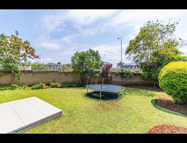 3 BEDROOM HOUSE FOR SALE IN MIDSTREAM ESTATE